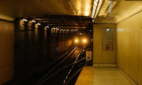 新西兰配偶移民{2016移民新西兰各行业的平均年薪是多少？}